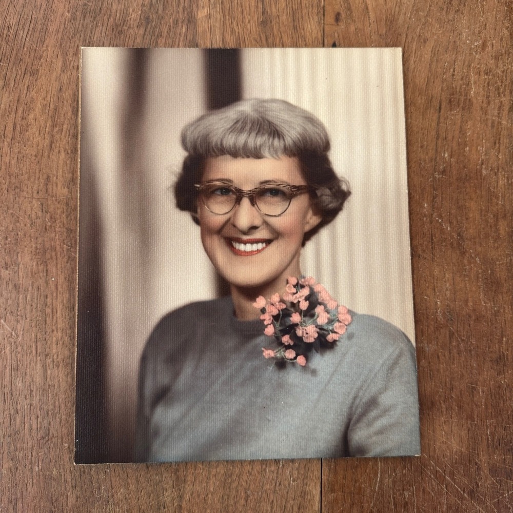 Vintage Rhodes Studio St Louis‎ MO Woman Portrait Photo Pink Flowers 8x10